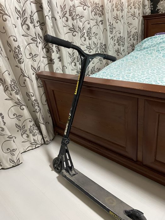 Продам самокат Sector,катался сам