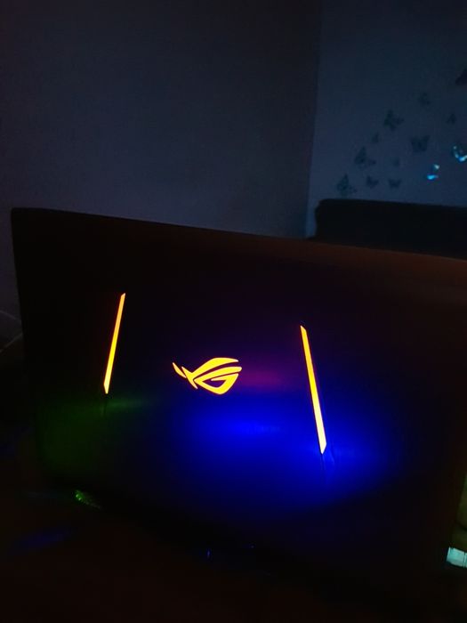 Laptop Gaming Asus Stirix