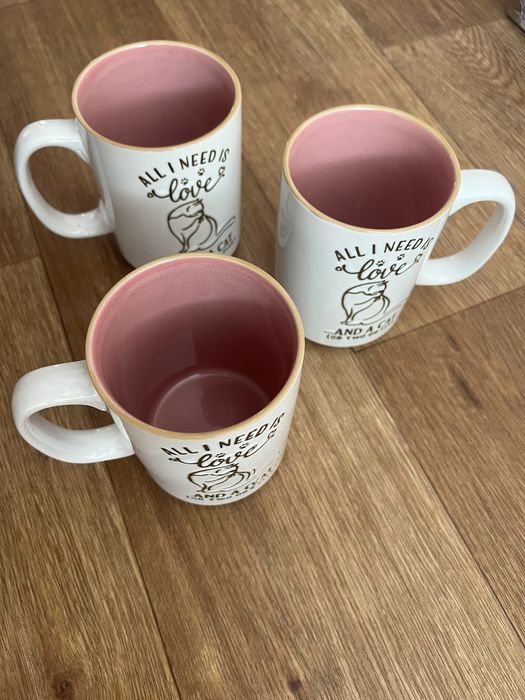 Кружки с кошками. Кружка с рисунком кошки.