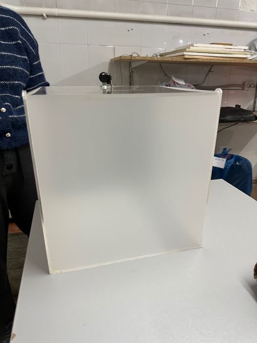 Бокс, короб для акций