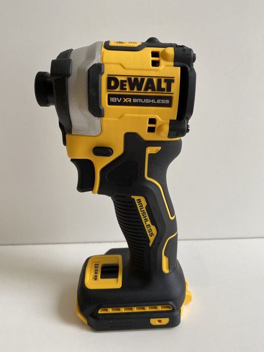Импакт / Винтоверт DeWALT Atomic DCF850N 18V 205Nm Brushless