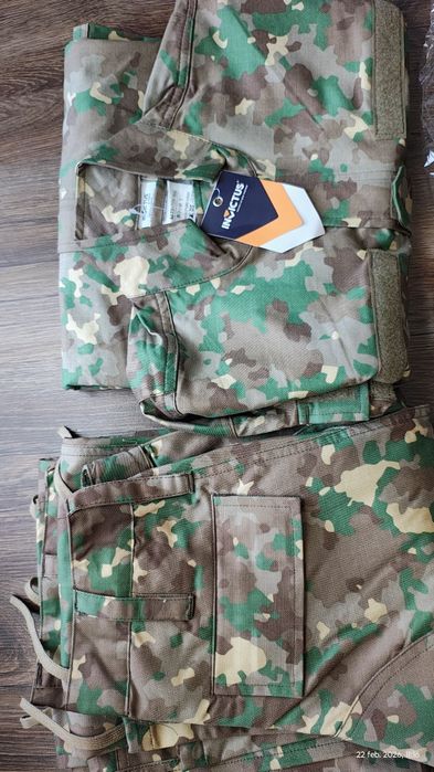 Ținută militară 44/2