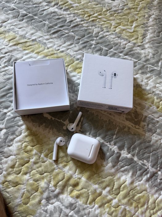 AirPods 1-во поколение