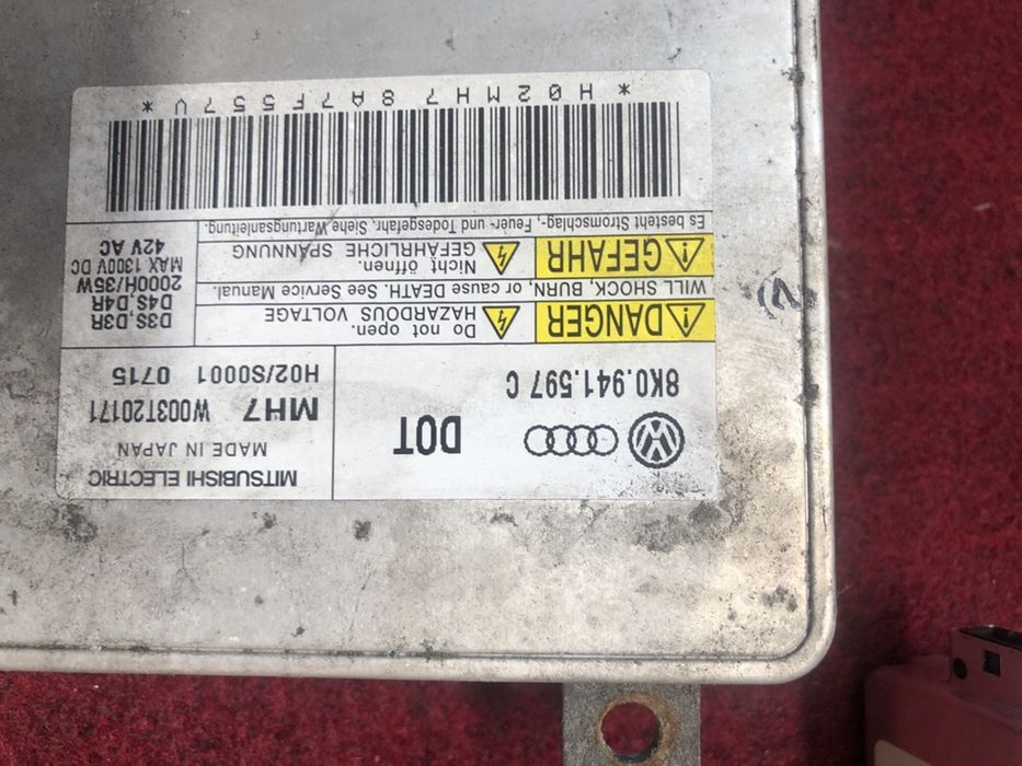 Баласт запалка за ксенон фар крушка xenon D3S D3R D4S AUDI 8k0941597