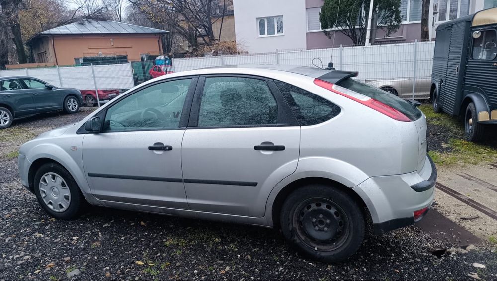 Ford Focus 2 | 1.6 Benzină (110 CP) | 2006 | Fiabil