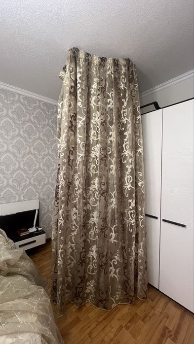 Разные комплекты штор и тюль