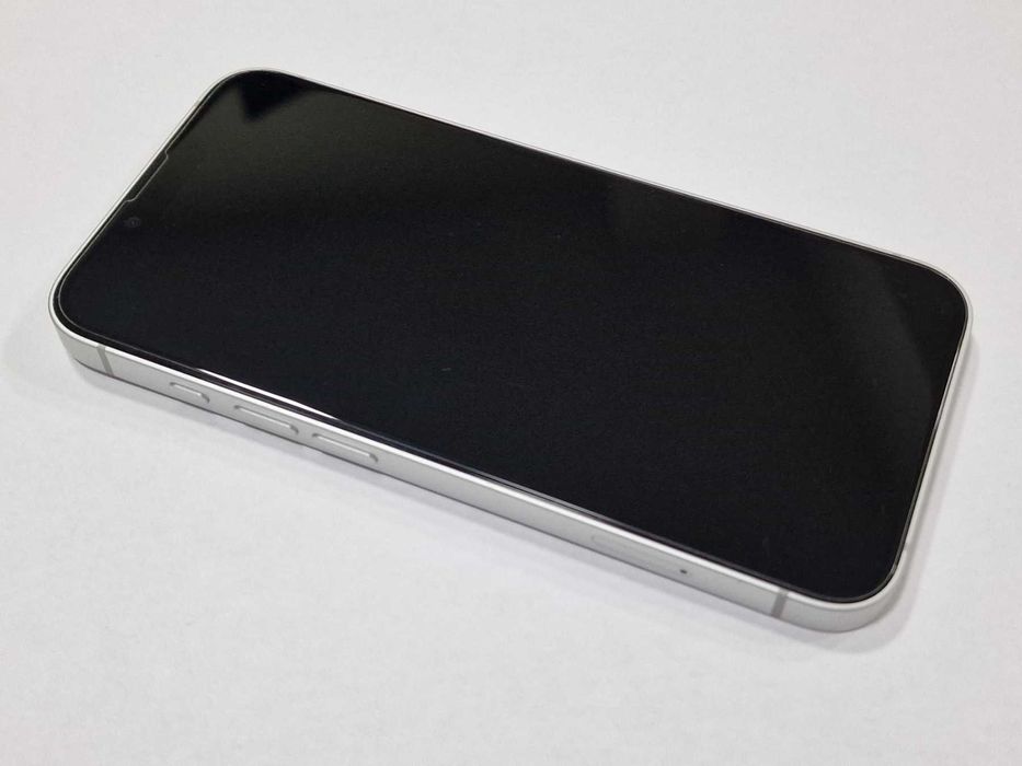 Apple iPhone 16e 128GB / 100%