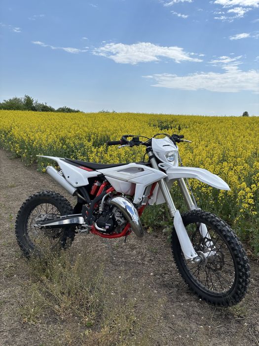 Beta RR 125 2T – 966 km, roți supermoto incluse, piese originale