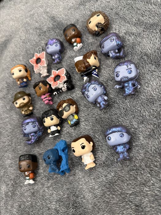 Продам колекцию фигурок осд