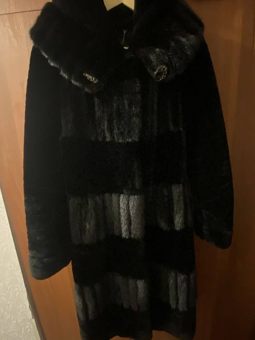 Продам норковую шубу