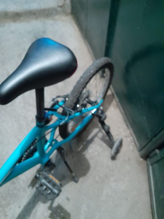 Bicicleta copii cu roti ajutătoare