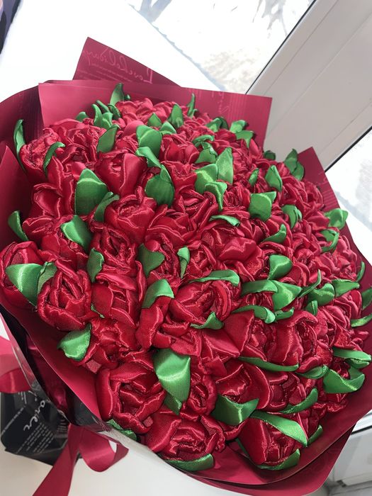 Тюльпаны из ленты