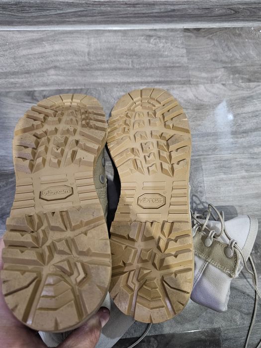 Bocanci americani Propper nr 42, dimensiune talpic 27 cm.