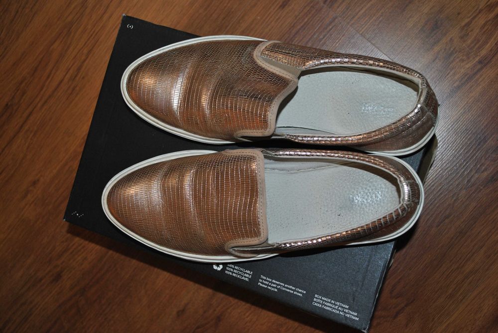 Кожени ботуши и други обувки