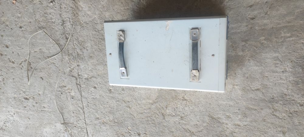 Стабилизатор напряжения