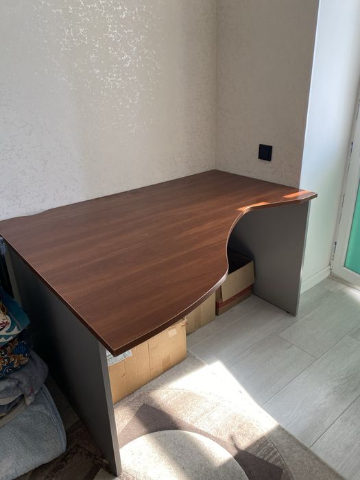 Стол офисный  компютерный