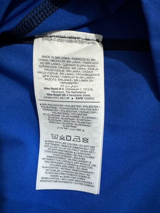 Bluză Nike Pro Tight Dri-Fit albastru.