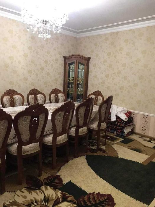 Продам дом на участке в М-Улугбекском районе.стадион Старт