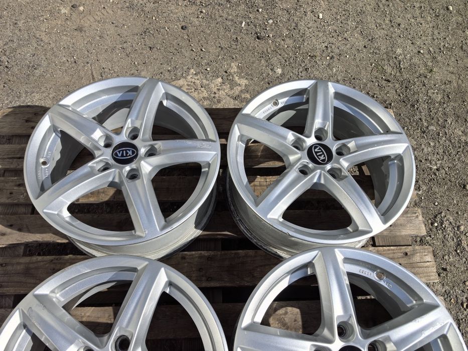 16 цола 5 х 114,3 мм КИЯ / Хюндай / Мазда / Митсу - 6,5 Инча / ЕТ 48,5