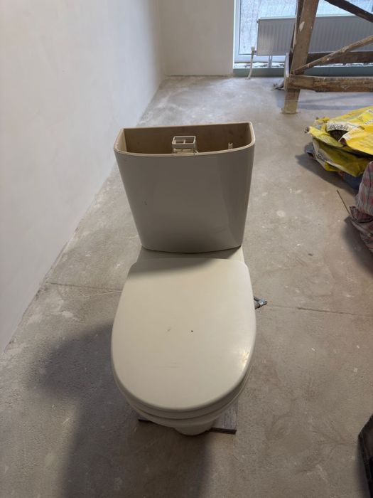 Унитаз строительный