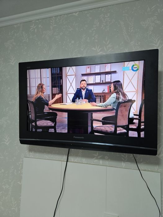 Телевизор Panasonic в отличном состоянии