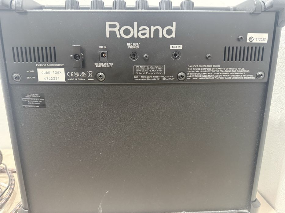 Комбоусилитель Roland Cube 10-GX