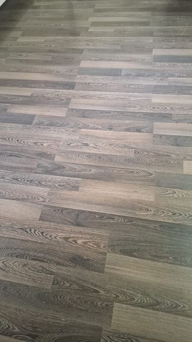 Ламинат б. у. дешево