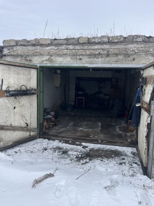 Продаётся гараж.