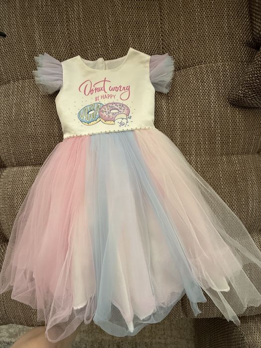 Детска рокля за повод