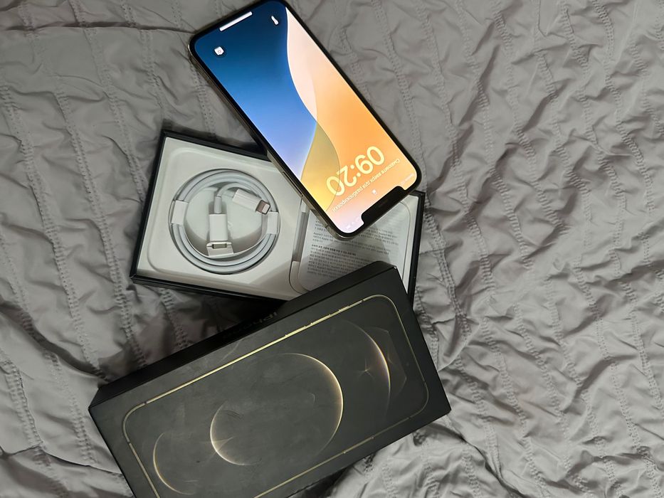 iPhone 12pro GOLD
