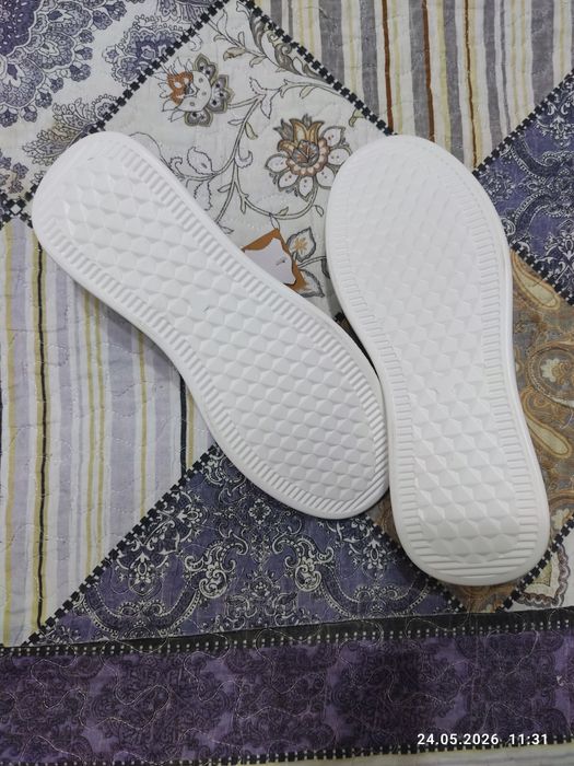 Женские мокасины