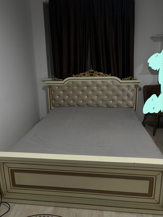 Кровать двухспальная