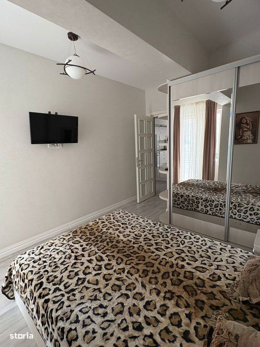 Apartament de închiriat-2 camere Royal Town