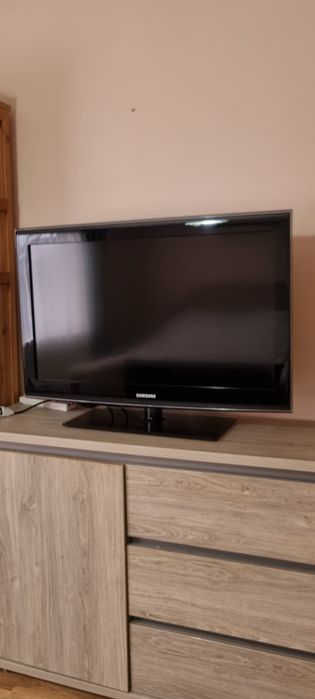 Televizor LCD Samsung 95 cm