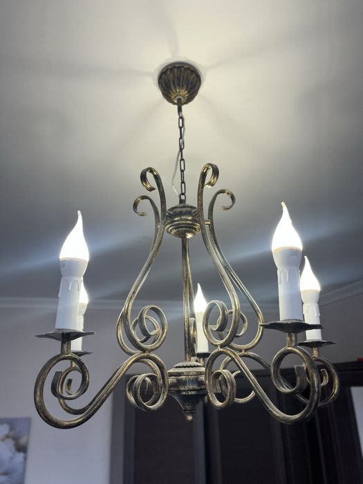 Люстра бронзовая, (6 мес пользования)