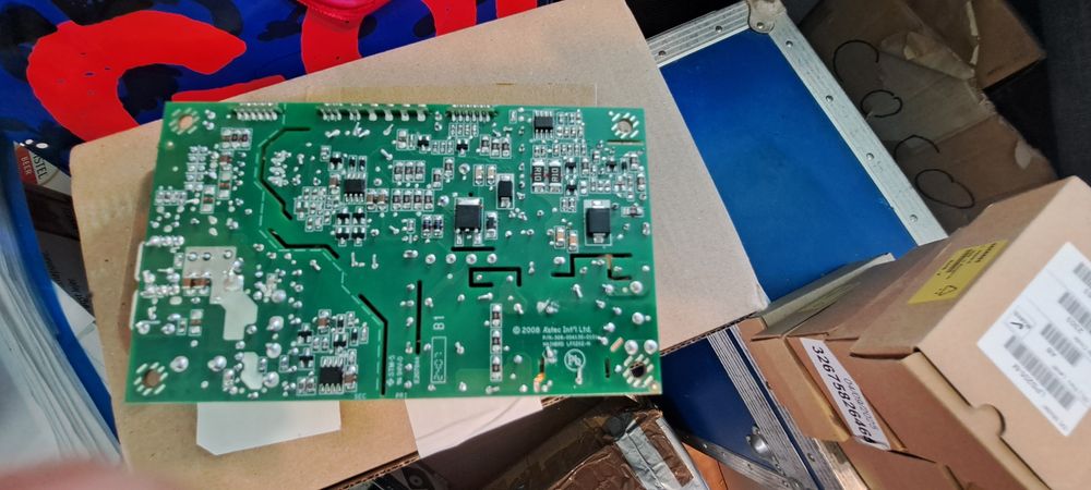 Sursă  alimentare  240v-24v ,  12 v