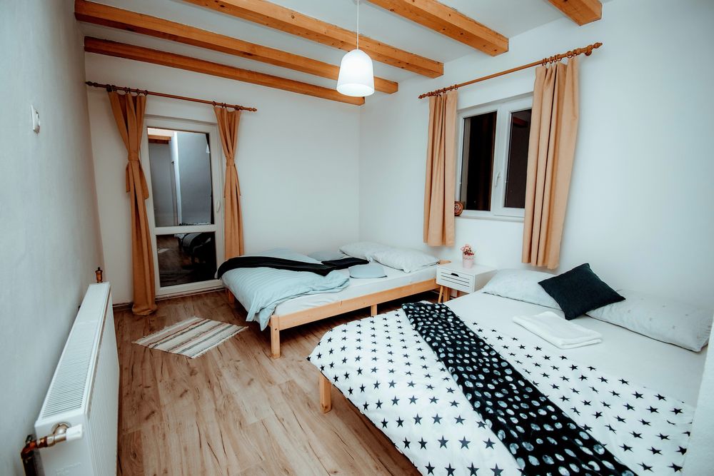 Cabana de inchiriat Sibiu ciubar cu jacuzzi