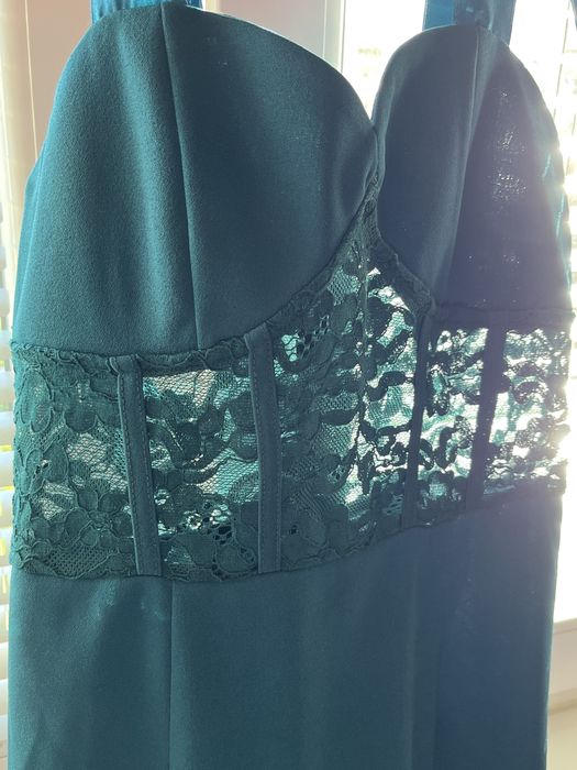 Зелена рокля