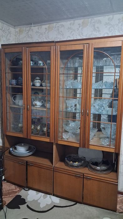 Сервант для посуды