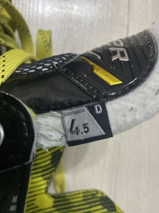 Коньки BAUER supreme M3