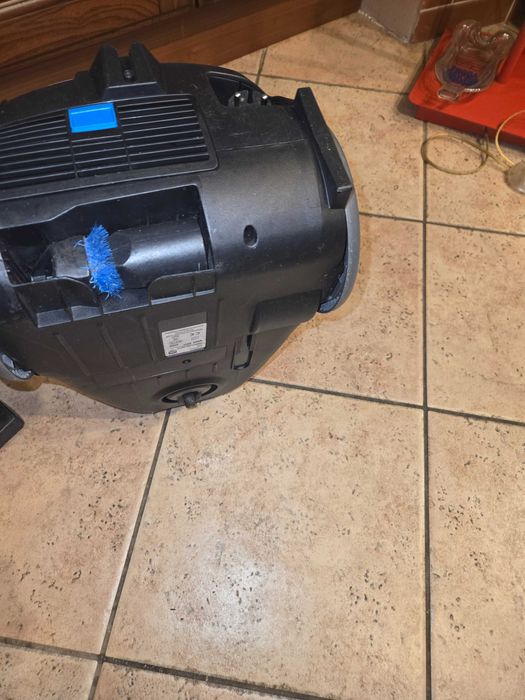 Прахосмукачка Phillips Power Pro