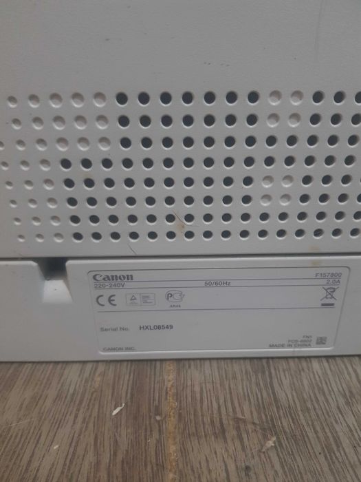 Canon i-SENSYS MF8040Cn (defecta)
