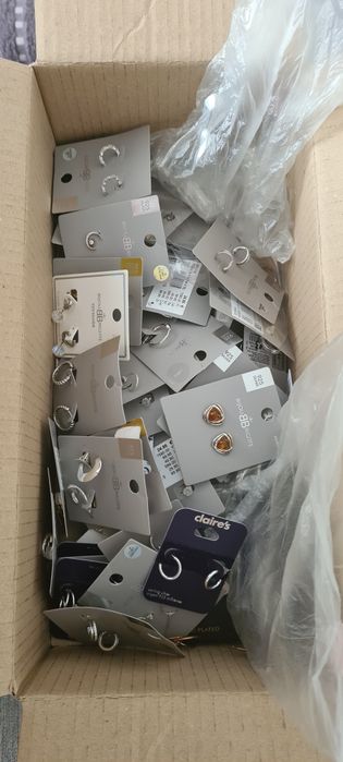 Сребърни бижута. Обеци, пръстени с камъни!