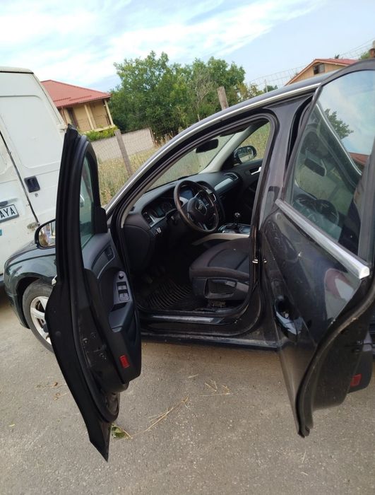 Vând audi A4 B8 pentru rabla/piese/ reparat