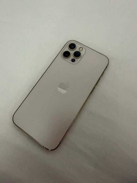 Продам iPhone 12 pro 256gb