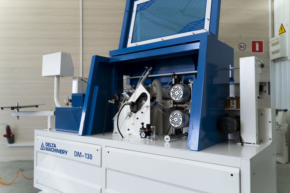 Кромкооблицовочный станок автомат DM-130