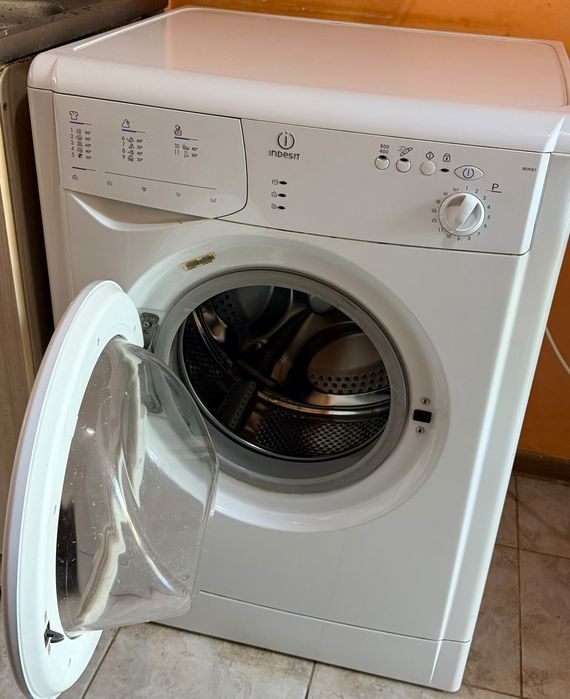 Стиральная машина Indesit