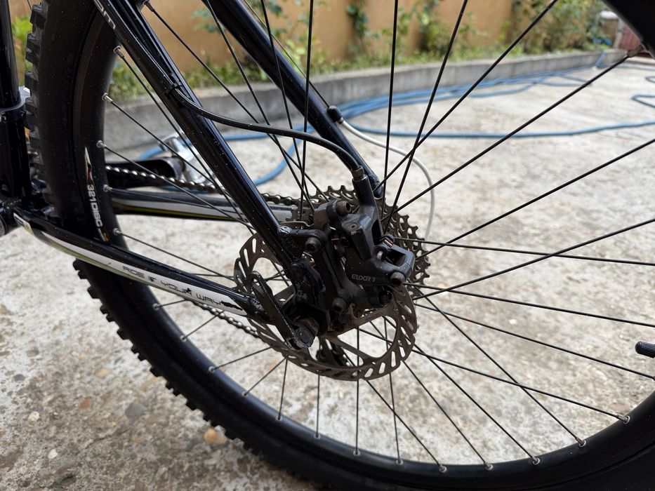 MTB Univega 26 - RockShox Recon Gold (aer) - Shimano XT - stare foarte bună