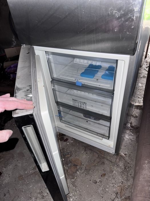 Хладилник с фризер Eurolux