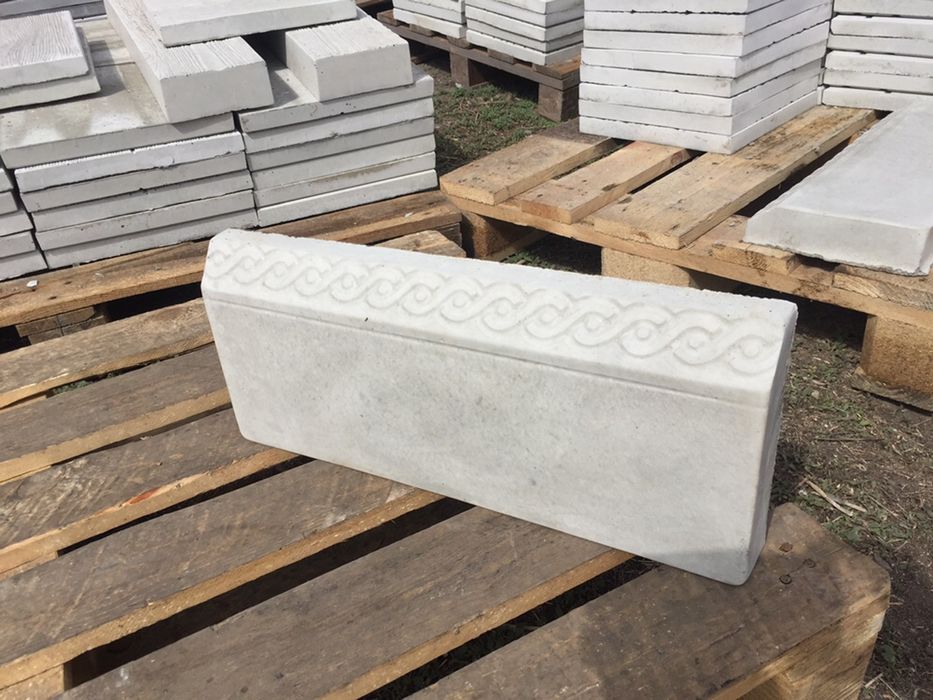 бордюры тротуарные, дорожные.